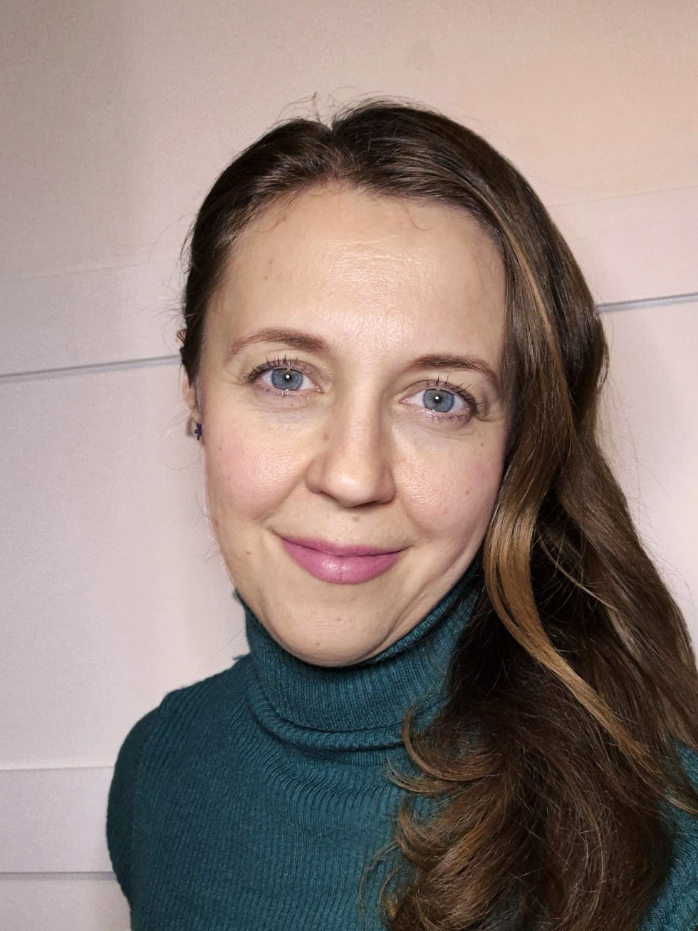 Mgr. Eva Mária Samcová